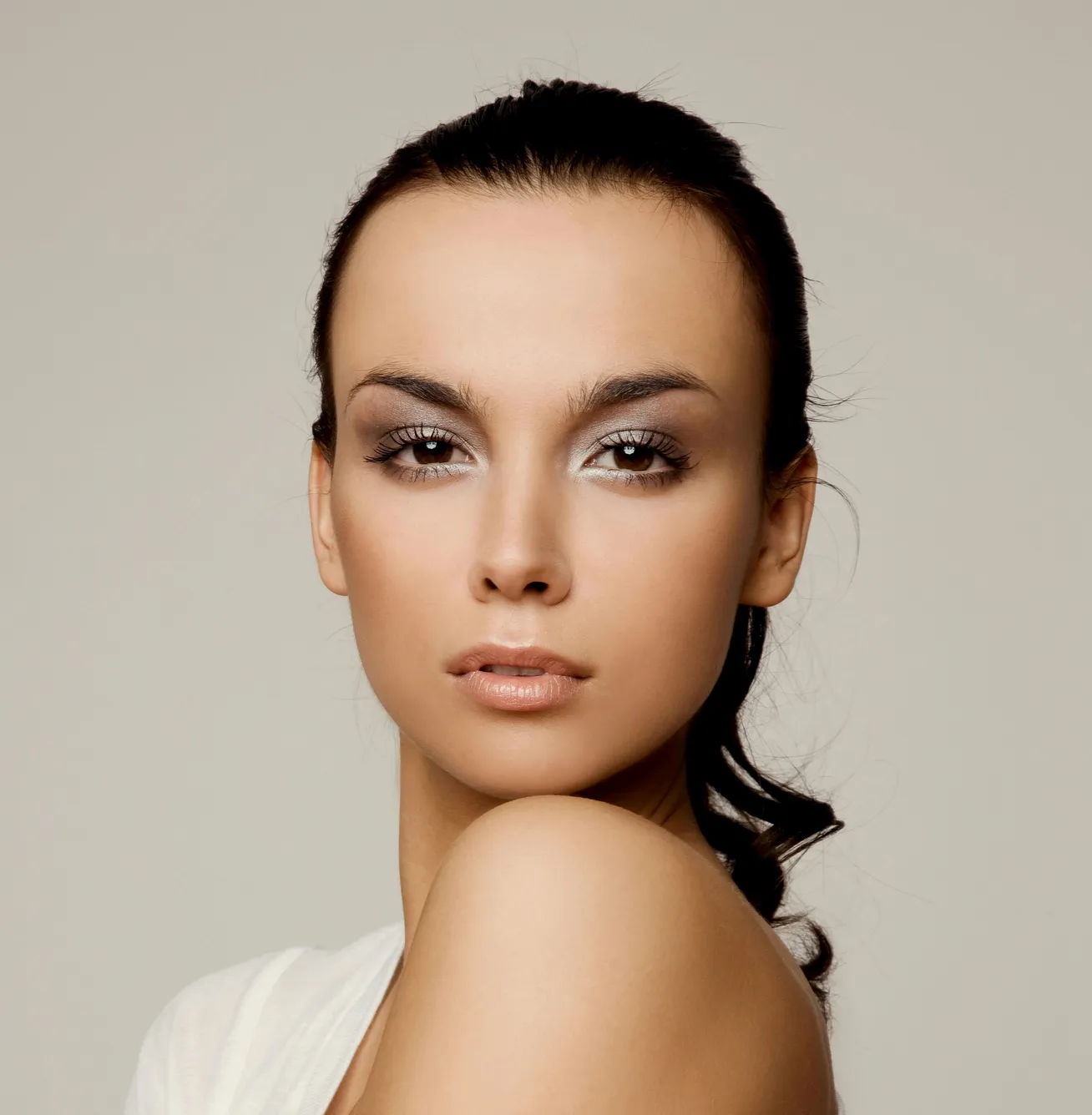 Uneven tone and dullness